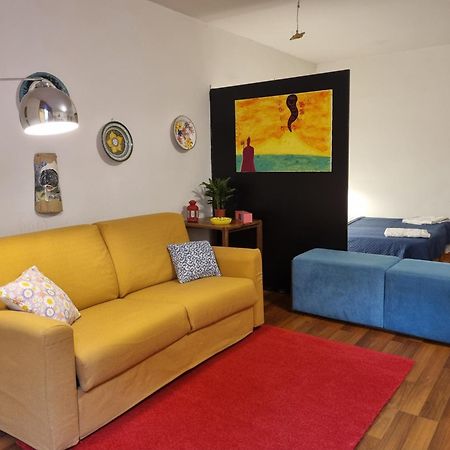 La Casa Di Domi Daire Napoli Dış mekan fotoğraf